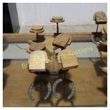 GROUP OF 3 SPUR STANDS.