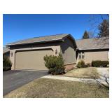 2-Bed Ranch Condominium in Perrysburg at Online Estate Auction