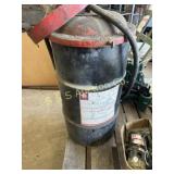 Multi gear lubricant 80w hand pump on wheels