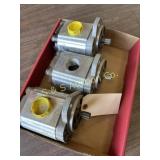 (3) Hydraulic motors