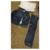 BMW riding leathers 44 Long with box (See photos)