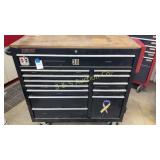 2000's Craftsman tool box 48' x 41' x 18'
