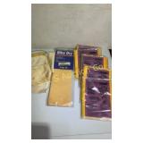 5 count of toner rags and shoe wipes from hotels