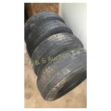 Set 4 195x65vr14 Previously installed Radial tires