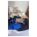 Flat of purses
