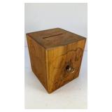 Wood music box bank with animals 1979