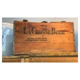 LaCrosse Beer bottle crate w/ lid 23'x12.5'x8'