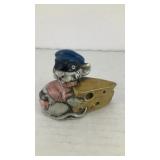 Ceramic mouse w/ cheese wedge 3' x 2.5' x 1.5'