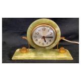 Green onyx mantel clock 11.5' x 7' x 2.5'