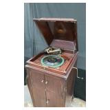 Victor Victrola phonograph 48x23x22 cabinet