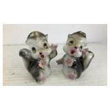 Vintage ceramic skunks salt & pepper shakers