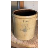 5 gallon Red Wing crock, salt-glaze, lazy 8 bee