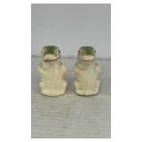Small porcelain alligators salt & pepper shakers