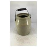 Preserving Stoneware crock w/ handle (has crack)