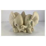 Small matte finish trunk w/ young elephants