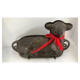 Vintage iron chocolate mold of lamb 14'x9'x5'