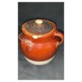 Bean pot w/ lid, wire handle & finger hole handle