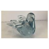 Small glass bird paperweight 4' x 3' x 2'
