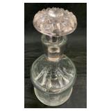 Clear glass decanter w/ matching glass stopper 10'