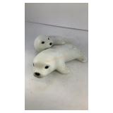 Ceramic white seals together 7' x 6'