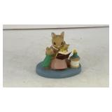 Miniature resin mouse reading to kids 1.5' T