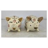 Porcelain small pigs salt & pepper shakers