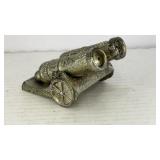 Plastic cannons salt & pepper shakers