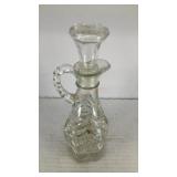 Small glass decanter 8' x 3'