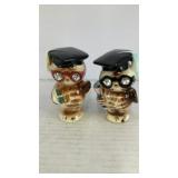 Lefton ceramic graduate owls salt & pepper shakers