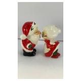 Santa & Mrs. Claus Salt & pepper shakers