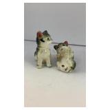 Pair of playful cats ceramic salt & pepper shakers
