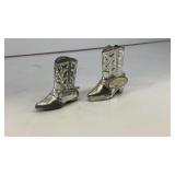 Metal cowboy boots salt & pepper shakers