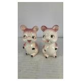 Porcelain pink pigs salt & pepper shakers