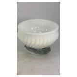 Vintage white milk glass footed bowl 3.25' x 2.25'