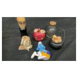 Flat of miscellaneous items