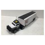 ERTL John Deere Truck & Service Center Trailer