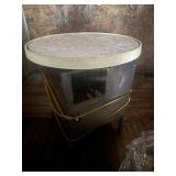 Plastic Forms Accumulation Table