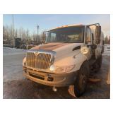 2003 International 4300 Sweeper