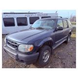 2000 Ford Explorer XLS