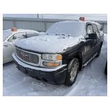 2002 GMC Yukon XL Denali