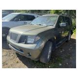 2005 Nissan Pathfinder Xe
