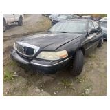 2003 Lincoln Town Car Executive L