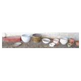 GROUP OF FLOWER POTS & MISC.