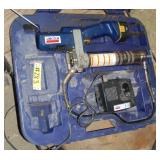 LINCOLN 12V GREASE GUN WITH CASE