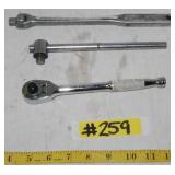 3/8' DRIVE RATCHET & BREAKER BARS
