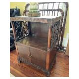 WOOD SIDE TABLE