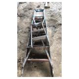 6 FT FOLDING WOOD LADDER & STEP STOOL