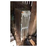 ANTIQUE CAST IRON HEATER VERY HEAVY