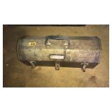 METAL CRAFTSMAN TOOL BOX