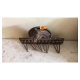 VNTG. HORSE HEAD TIE RACK
